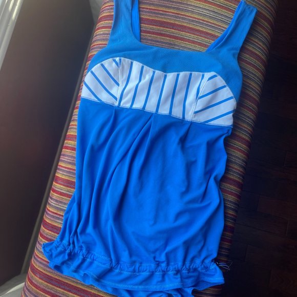 Lululemon Tank - Picture 1 of 3